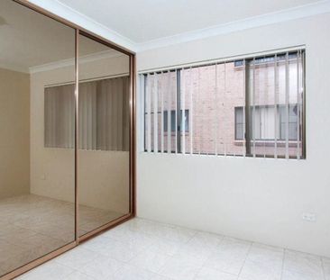 2/138 Military Road Guildford - Photo 3