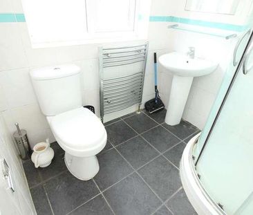 Brookside, Uxbridge, UB10 - Photo 1