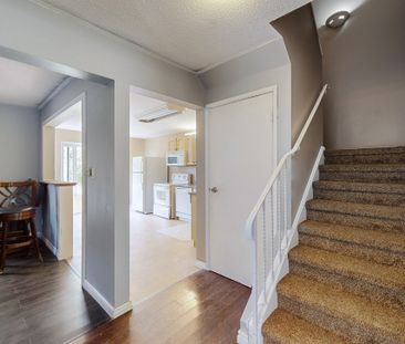 For Lease - 703 Middleton Crescent, Milton, Ontario - Photo 4