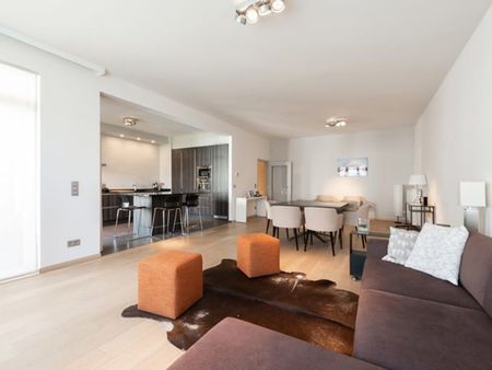 Tout savoir sur cet appartement à Ixelles, à Ixelles - Foto 2