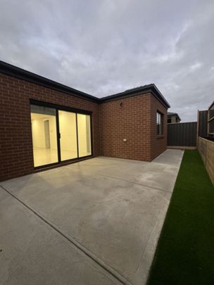 Newly Built Family Home In Clyde - Photo 1