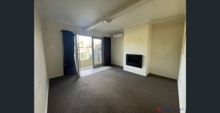 Comfortable 2 bedroom, 1 bathroom unit in the south side of Traralgon. - Photo 2