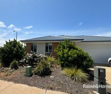 10 Esperance Drive, Andrews Farm, SA 5114 - Photo 2