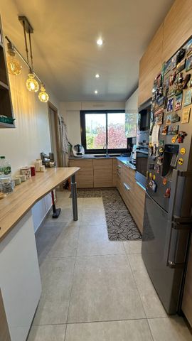 Superbe Appartement Meublé à Louer au Pecq - 4 Pièces, 3 Chambres ! - Photo 4