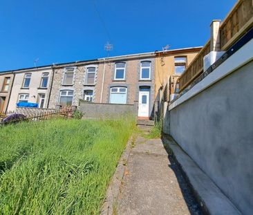 3 bedroom House To Let - Photo 3