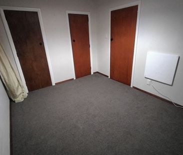Charming 4BR Family Home in Timaru - Photo 4