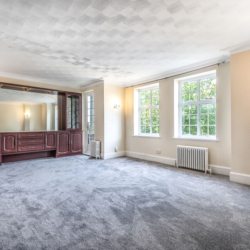 North End Road, London, NW11 - Photo 1
