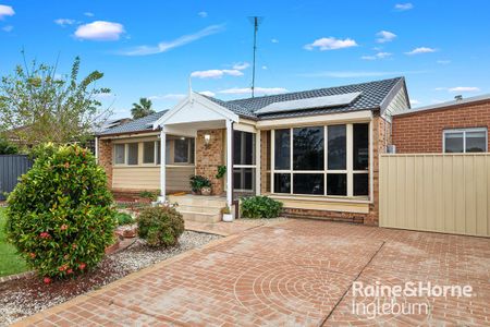 26 Pickett Avenue, Minto, NSW 2566 - Photo 2