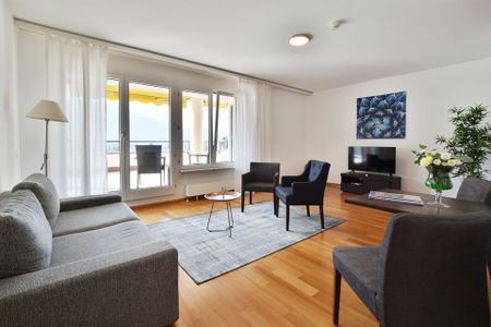 Große 2,5-Zimmer-Wohnung mit Seeblick - Photo 3