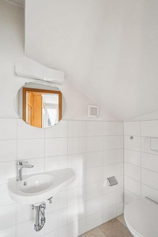 Attraktive 3-Zimmerwohnung im 3. Obergeschoss in Basel - Photo 4
