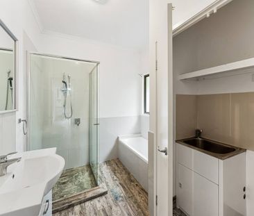 Tranquil Cottage Retreat in Peaceful Ilkley WITH electricity included! - Photo 3