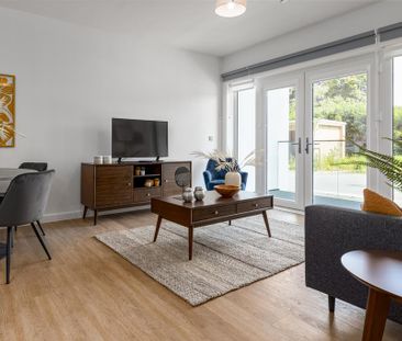 2 bedroom apartment to rent - Photo 4