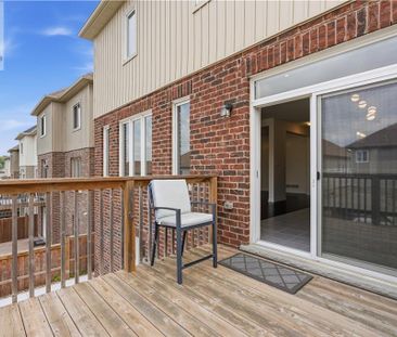 359 BEECHDROPS Drive, Waterloo, Ontario, N2V0E8 - Photo 6