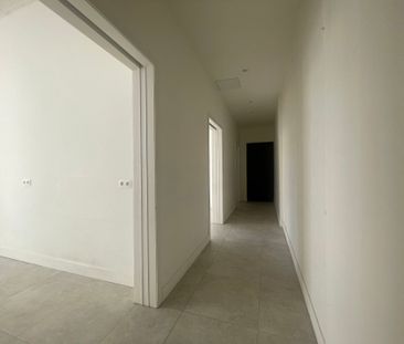 Ruim gelijkvloers appartement/benedenwoning met 3 slpks - Foto 6