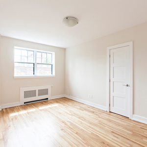 1555 Summerhill - 3½ - Photo 2