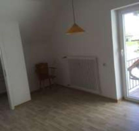 Schöne ruhige 4-Zimmer-DG-Wohnung in zentraler Lage von Neustadt - Foto 2