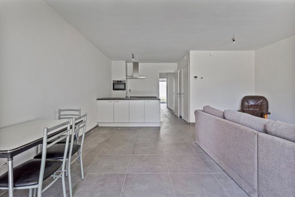 Recent appartement met 1 slpk en gezellig tuintje op wandelafstand van het centrum ! - Photo 1