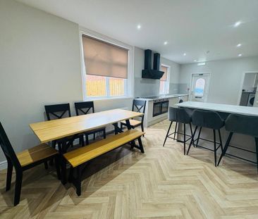 1 bedroom house of multiple occupation to rent - Photo 6