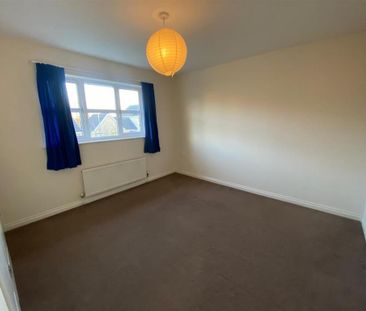 4 bedroom detached house to rent - Photo 6