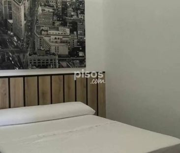 Piso en alquiler en Calle Chillida - Foto 2