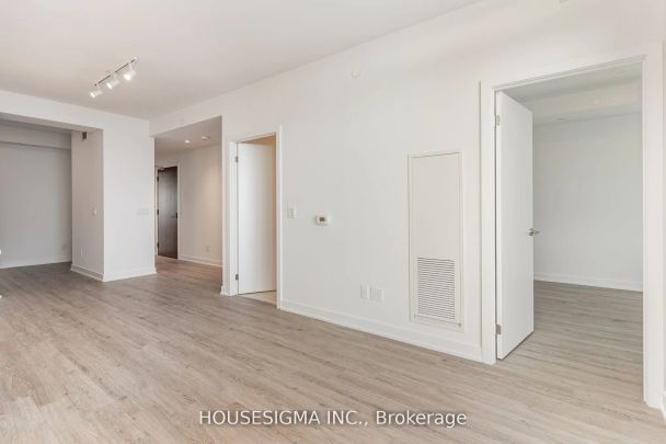 1928 Lake Shore Boulevard W #2915 - Photo 1