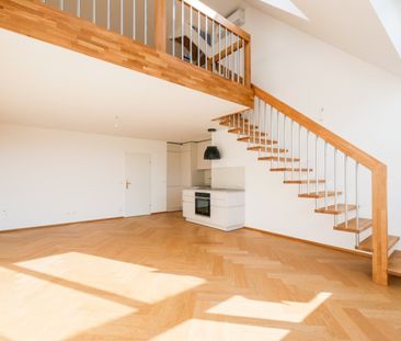 Klimatisierte DG-Maisonette mit toller Dachterrasse und eigenem Gar... - Photo 1