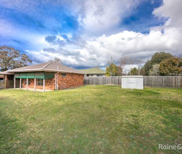 Neat Home in Great Location! - Photo 5