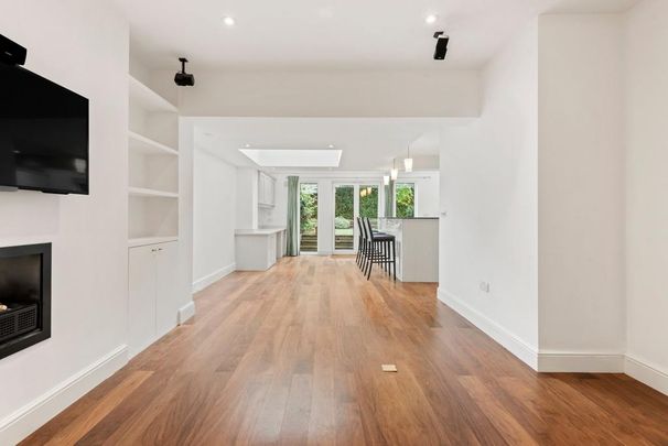 4 bedroom house to rent - Photo 1