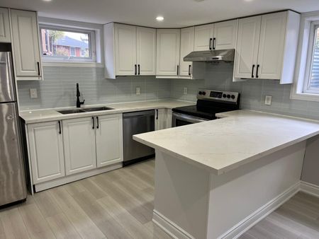 For Lease - 15 Camille Court Unit# Lower, Hamilton, Ontario - Photo 2