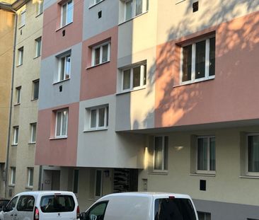 Nähe Meidlinger Hauptstr. - U6 - 2 Zimmer Wohnung mit extra Küche - Photo 2