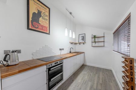 3 bedroom House To Let - Photo 4