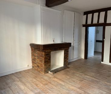 Location Appartement 1 pièce 32m² - Photo 3