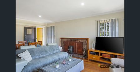 Spacious 3-Bedroom Family Home on a Large Block in Melton South - Photo 2