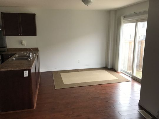 For Lease - 936 Banffshire Court, Kitchener, Ontario - Photo 1