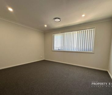 Brand New Modern Family Home! - Photo 2