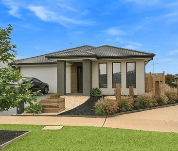 Stylish Family Home in Prime Armstrong Creek Location - Photo 4