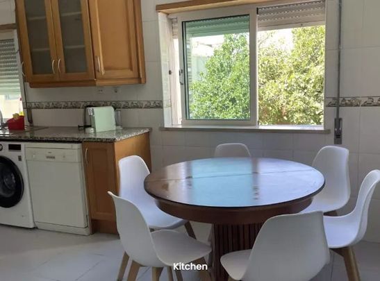 Rua General Themudo Barata, Lisbon, Lisbon 1170-259 - Photo 1