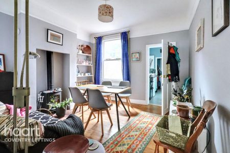 3 bedroom terraced house to rent - Photo 2