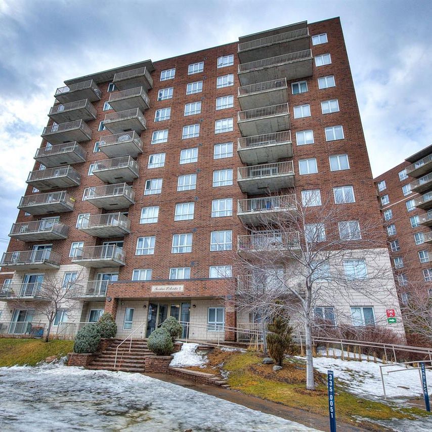Appartement Montréal (Ahuntsic-Cartierville) À Louer - Photo 1