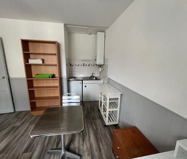 TYPE 1 MEUBLE MADELEINE - Appartement de type 1 meublé ... - Photo 3