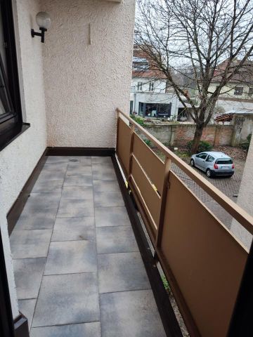Modernisierte 2- Zimmer- Wohnung mit Balkon direkt in der Saarlouiser Innenstadt - Foto 4