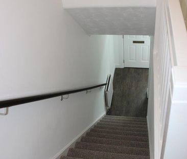 3 bedroom terraced house to rent - Photo 3