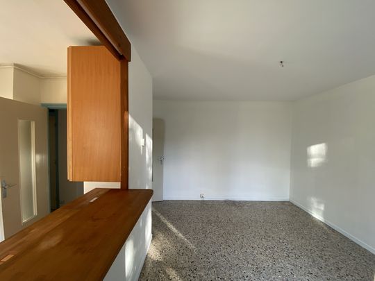 Location Appartement 2 pièces 38m² ST MARTIN D HERES 38400 - Photo 1