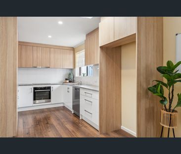 40 wootoona Avenue, Christies Beach, SA 5165 - Photo 3
