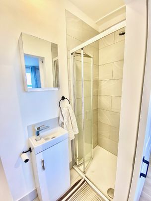 2 Bed Maisonette, Olympia, W14 - Photo 1