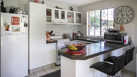 Great Location with Air-Conditioning! - Photo 3