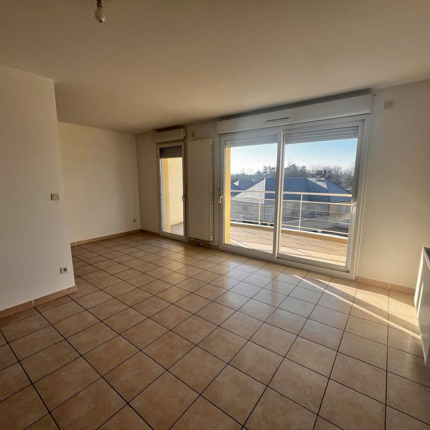 Location Appartement 3 pièces 70m² - Photo 1