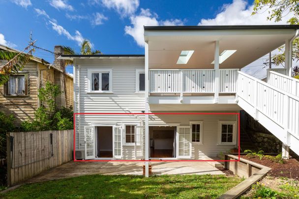 KINGSLAND HOUSE CONVERSION - Photo 1