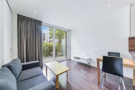 Studio to rent - Photo 2