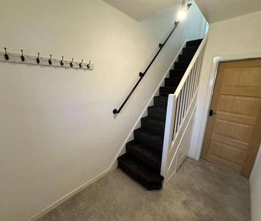 Fairhaven Green, Bradford, BD10 - Photo 6